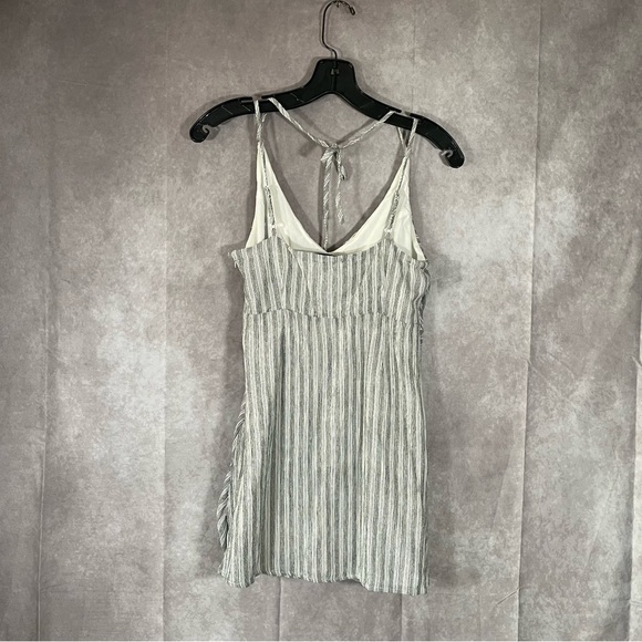 BNDI | Gray & White Spaghetti Strap Tank Top | Size Small - Picture 5 of 11